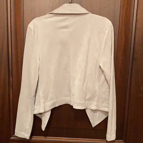 Romeo and Juliet Couture Blazer Jacket - Picture 3 of 15